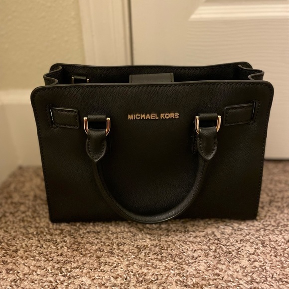 Michael Kors Black Purse - Picture 2 of 13